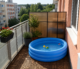 Když se balkon změní v koupaliště: Skrytá rizika dětských bazénků